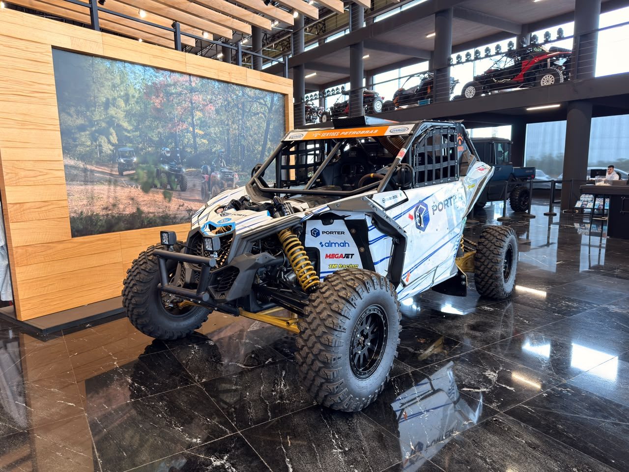 Can-Am Maverick Turbo RR - Rally